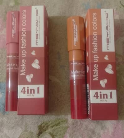 4 in 1 Multicolor Lipstick and Eyeshadow Stick
