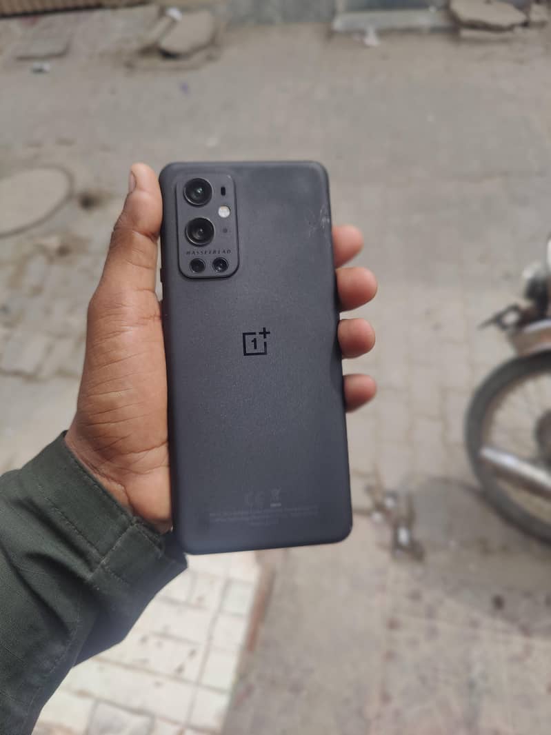OnePlus 9 pro 1