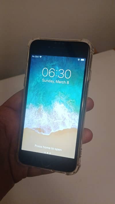 Iphone 6 with 99 percent battery ( Non pta ) 1 set only silverish grey