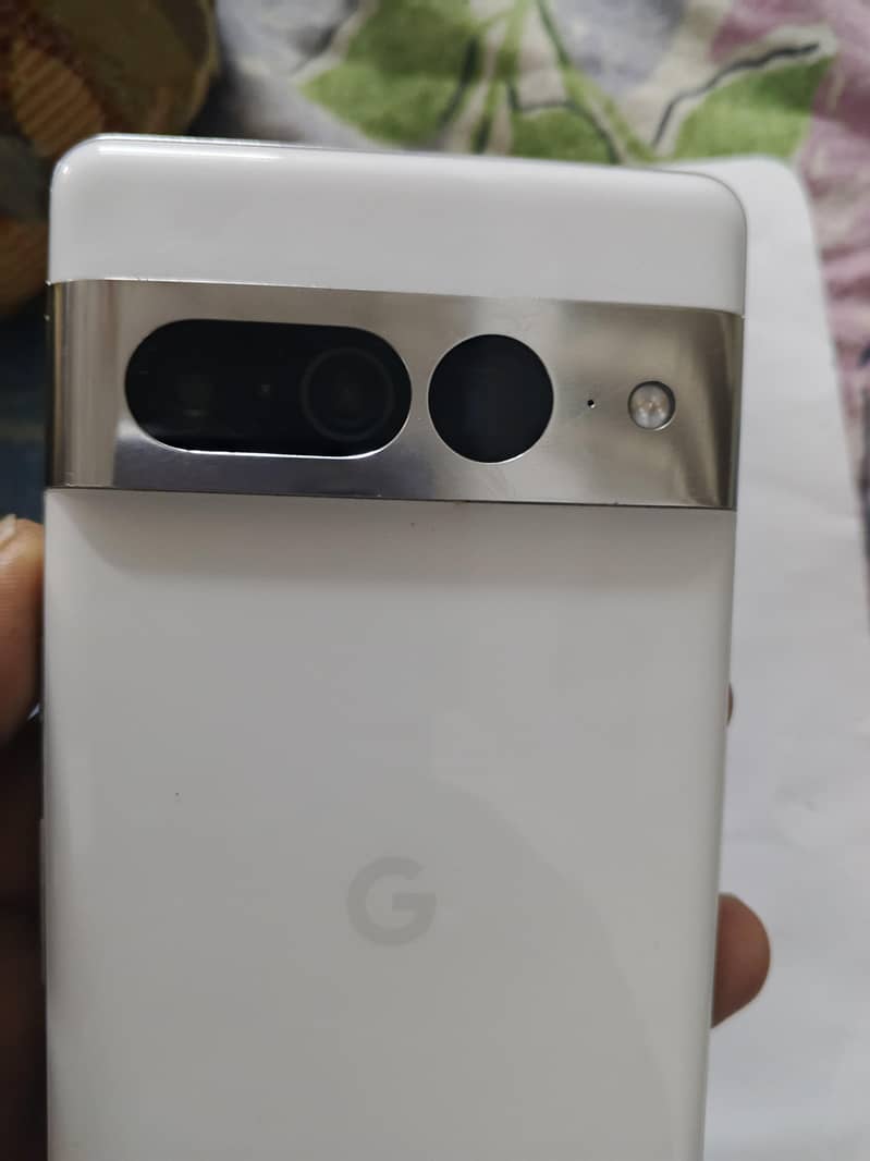 Google Pixel 7-PRO 2