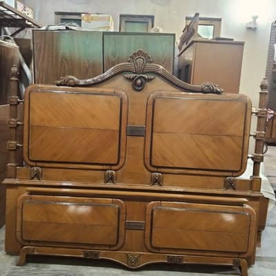 luxury king size bed