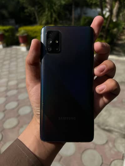samung Galaxy A71 8/128.  Non PTA 10/10