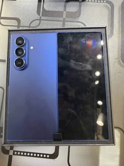 Samsung  Z FOLD 7 from uk 1 TB AND 16 gb ram