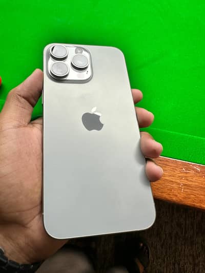 iPhone 15pro max 512gb  factory unlock sim time available