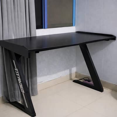 Gaming Table Best for Gamers