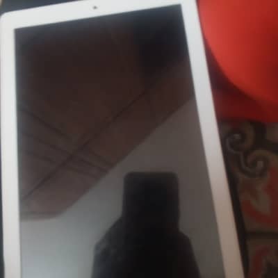 Tablet and Smartwatch bundle