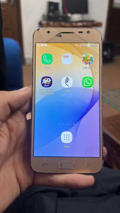 Sim k liye best phone hai PTA hai