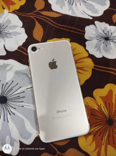 iphone 7 128 gb non pta 10 by 10 condition all okay