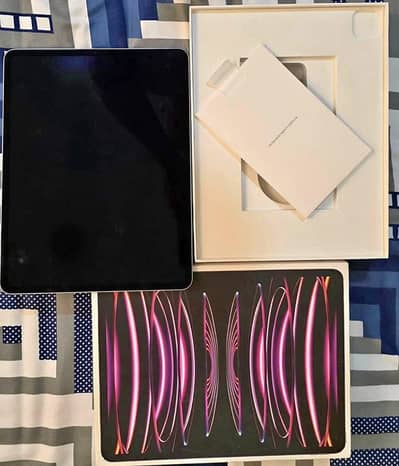 Apple iPad Pro M2 6th Generation 12.9 inch 128GB