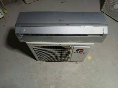 DC inverter for sale jenmon. new porany AC kharedo frokht 03285952393