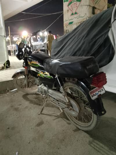 bike shi condition mn hai mujh urgent sell krni hai