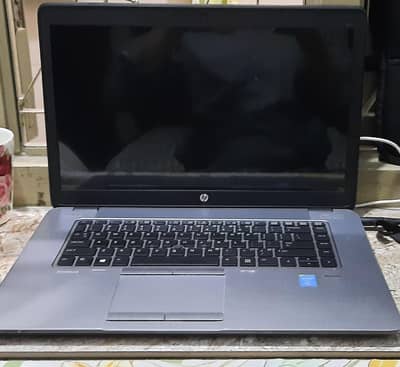 hp laptop 10/10 condition
