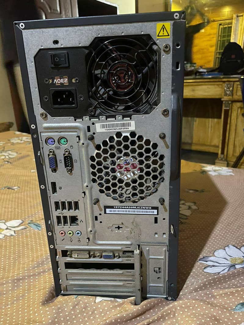 quad  core tower Casing. 1