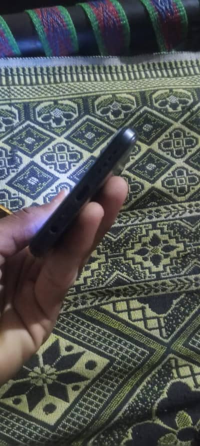 infinx not 11 with box 4+4/128