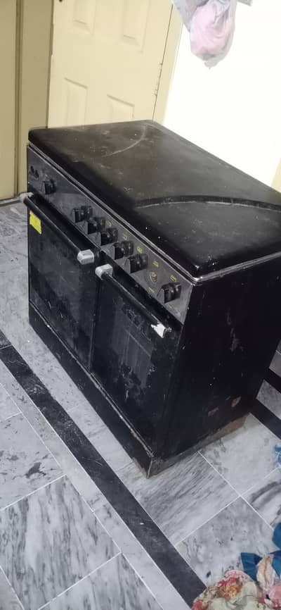 Stove ovens (or cooking ranges)