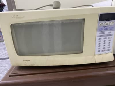 Sanyo Microwave Oven