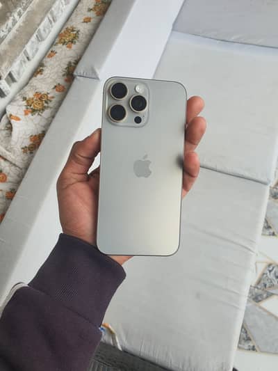 iPhone 15 pro Max Bypass