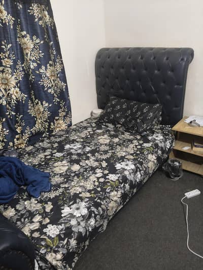 Single bed with mattress