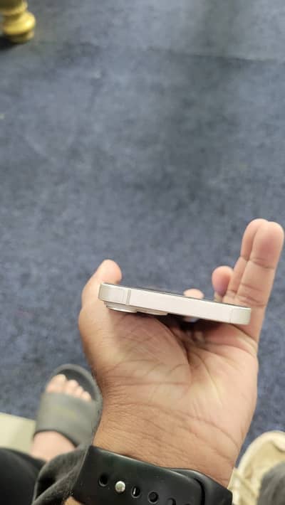 Iphone 14 jv white color