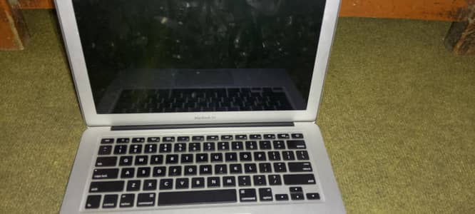 Apple, MacBook air model 2015