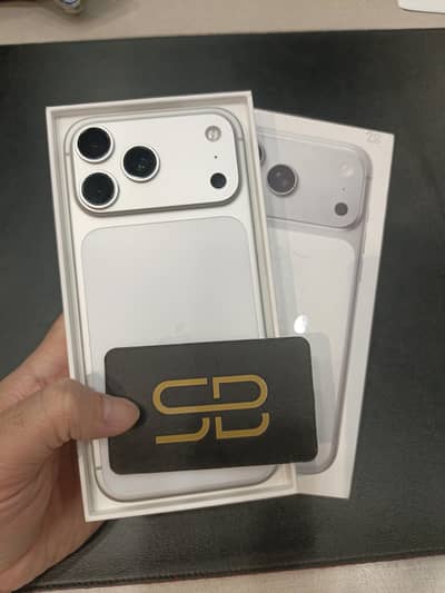 17 Pro Max - 256GB Factory Unlock