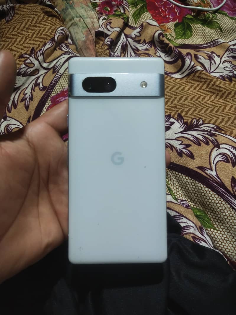 Google Pixel 7a 2