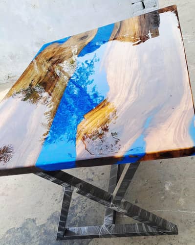 epoxy luxury center table contect 0304-8683392