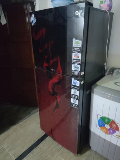 Pell invertor large size fridge all orgnail only door glass broken