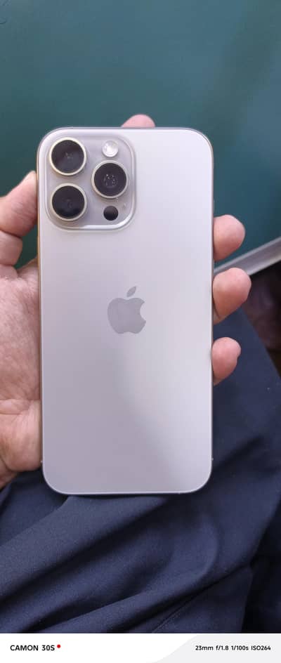 I phone 16 pro max non pta 97 battery health all ok water pack 10/10