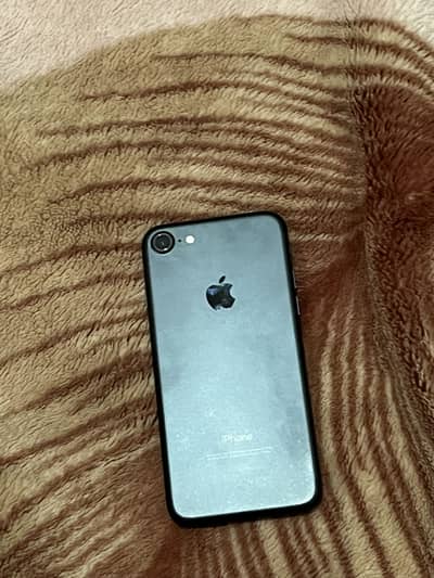 iphone 7   128gb. for sale in ryk