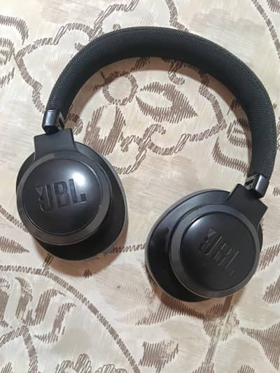 JBL Live 500BT Original Bluetooth headphones Excellent Condition