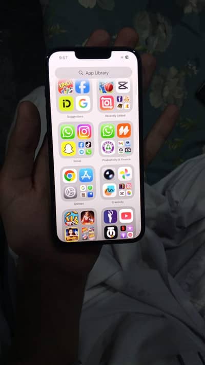 iphone 14 jv 96 health 9/10