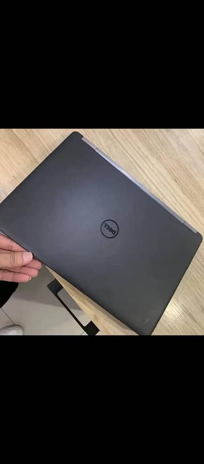 Dell latitude E5470 8/256 CDN 10/10 battery backup 3hr plus