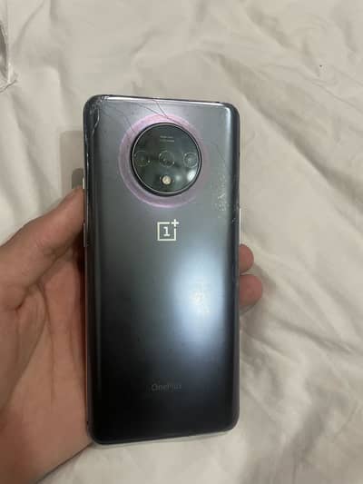 Used mobile without box one plus 7t