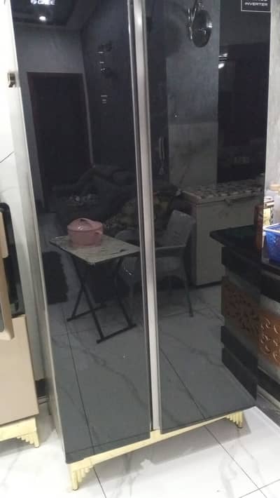 Gree invertor 2 door fridge