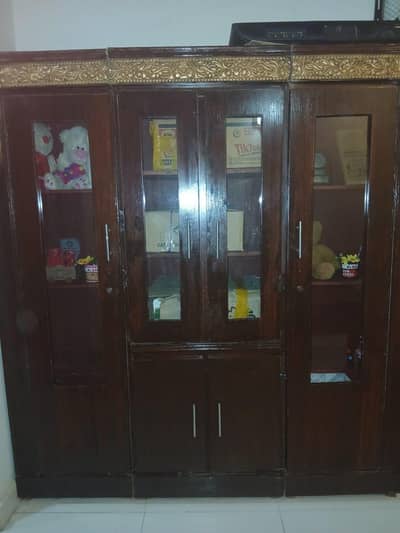 urgent for sale  furniture bed with mattress and dressing table wardro