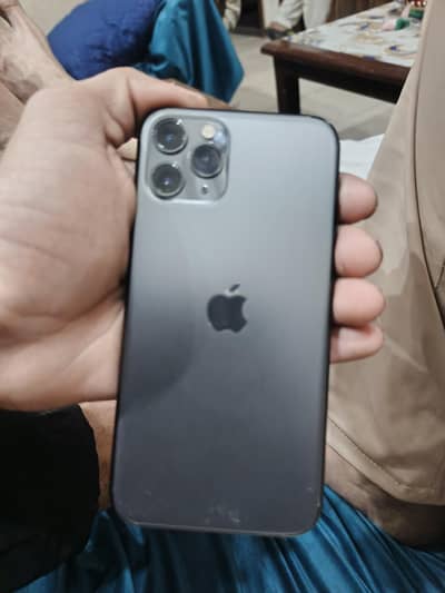Apple iphone 11 pro. very good condition neet and clean