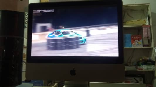 All in one pc Apple iMac in windows 10 with 4 gb RAM and 640 GB hard