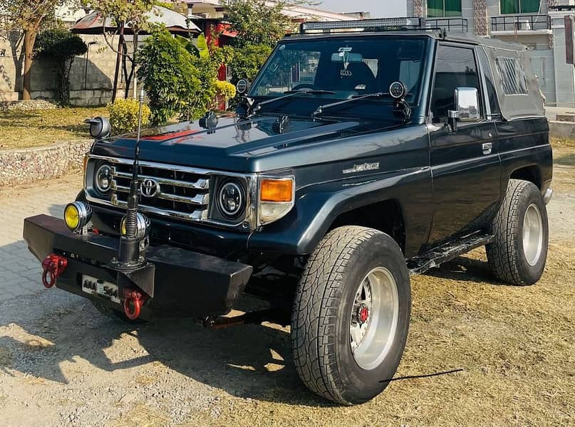 Toyota Land Cruiser RKR FJ70 70 series 1kz automatic - Cars - 1112108268