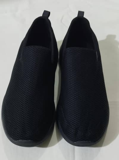 Skecher goga max wide fit