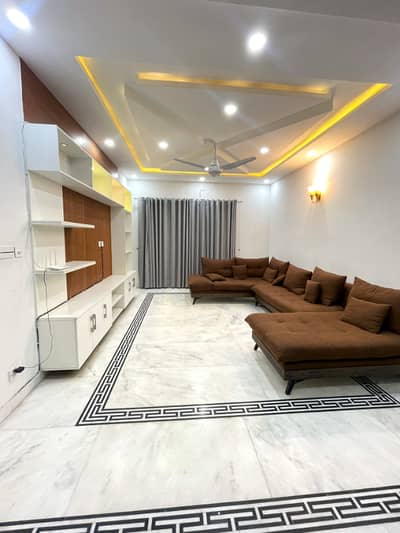 E-11 5400 Square Feet 5 Bed Basement Portion Rent 2.5-3 Lac (Unfurnished/Furnished)