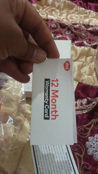 10/10 candetion. 11mont wrinty all ok box charger