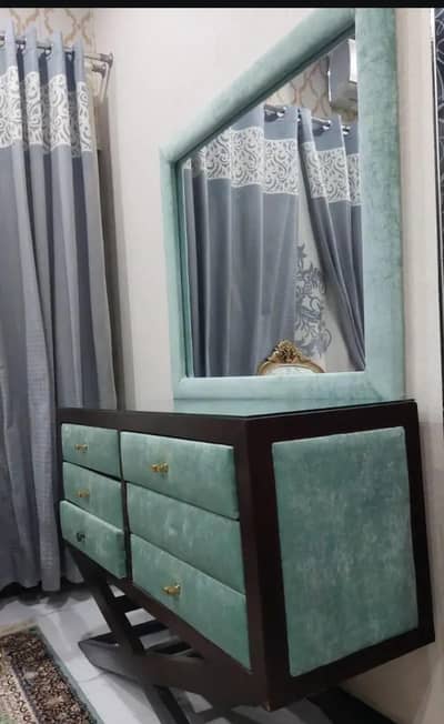 Dressing Table with Drawers