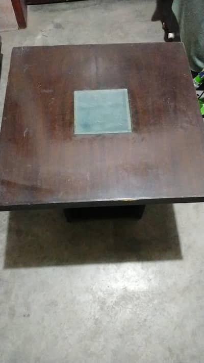 center table or coffee table