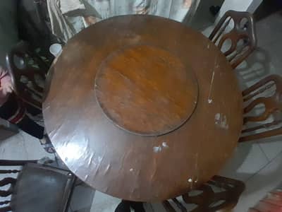 wooden dinning table