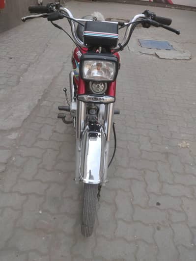 Honda cd 70 24 Model