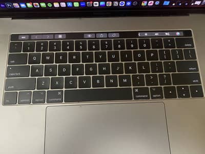 Macbook Pro 2017 - 15 inch - Core i7 - 16 GB RAM