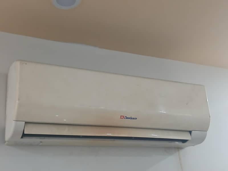 Split AC Dawlance 1