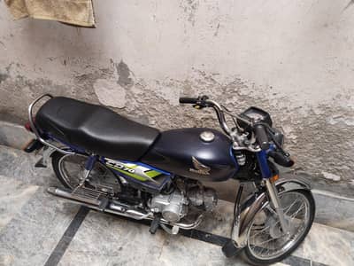 Honda cd70 fit bike 24bata25 model blue clr clear dacomants