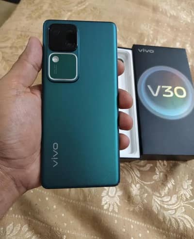 vivo  V 30 brand new 5G